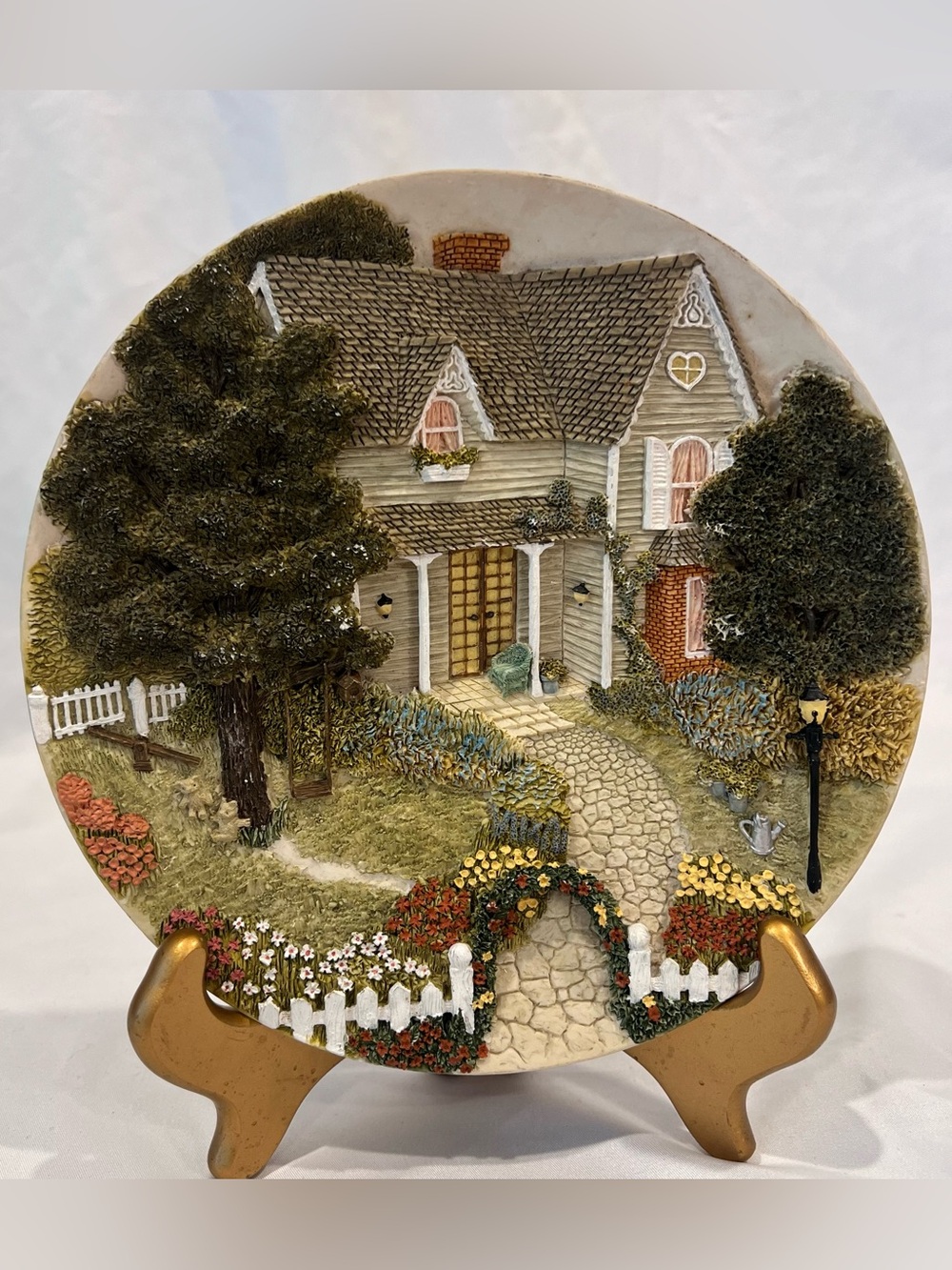 Sunny 96 3D Cottage House Wall Plaque Country Home Decor